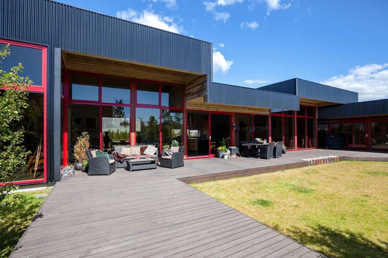 Hrafntinna Villa Селфосс Экстерьер фото